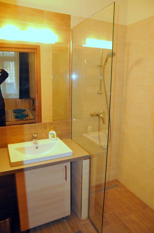 Frank&Fang Apartments Budapest Bagian luar foto